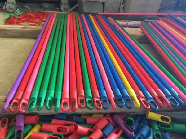 Handle, Wood , PVC Coated, Multipurpose - Image 2